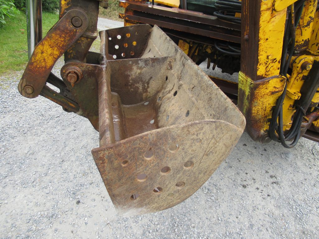 Massey Ferguson 50 HX Series S c/w 4wd, 4 in 1 front bucket with pallet